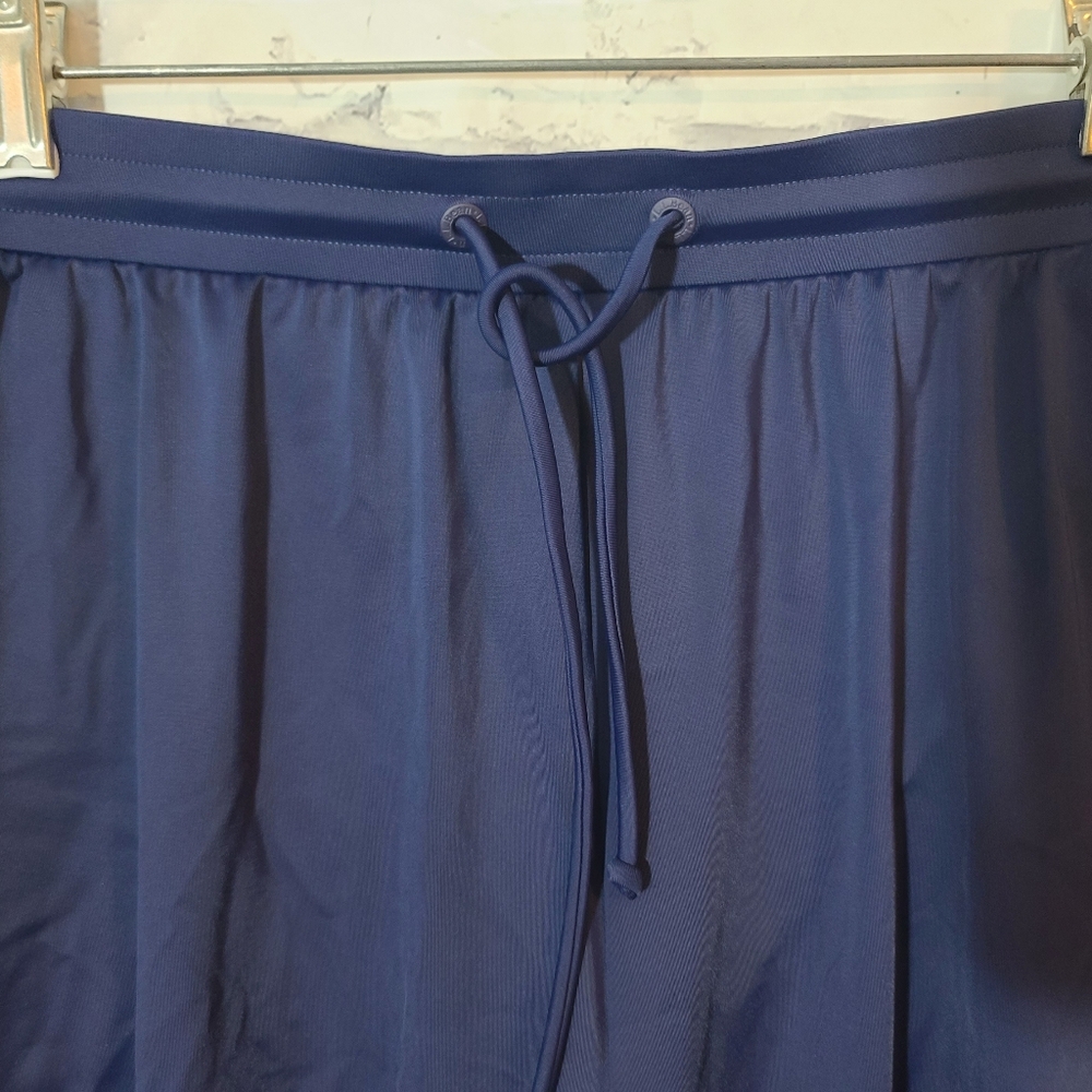 L.L. Bean Women's Lined Swim Shorts - Picture 2 of 6